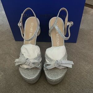 Brand New in Box Stuart Weitzman Mega Bow Platform Sandal Crystal Silver 39 8.5